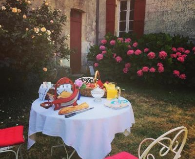 Pessac-sur-Dordogne Bed & Breakfast | Château Le Méjean