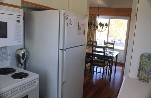 Orford Ski Chalet | Chéri Cherry Lodge- Chalet in Orford