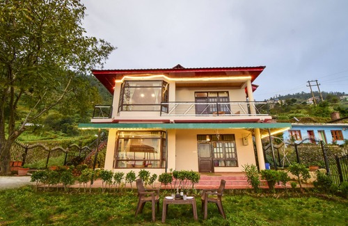 Shilon Bagh Cottage | Chail Cabana 3BHK Villa - King sized be,Wi-Fi+Garden+BBQ+Bonfire
