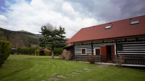 Sumiac House | Chalúpka Rozprávkovo