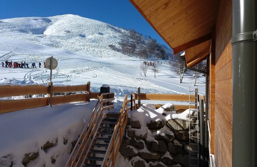La Toussuire Ski Chalet | CHALET 8 PEOPLE 80 M2 GROUND FLOOR AT THE FOOT OF THE SLOPES