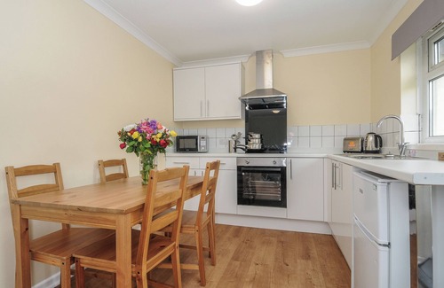 Brixham Cottage | CHALET 2 AT LANDSCOVE HOLIDAY PARK, with pool in Brixham