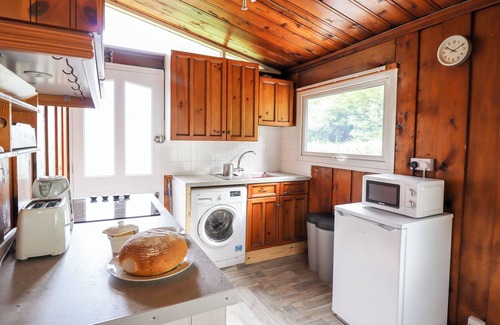 Dinas Mawddwy Cottage | CHALET 2, pet friendly, character holiday cottage in Dinas Mawddwy