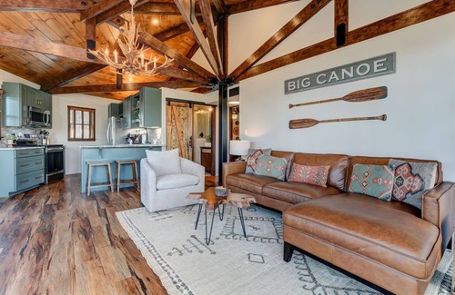 Big Canoe Ski Chalet | Chalet 254 - Cozy luxury in Big Canoe!