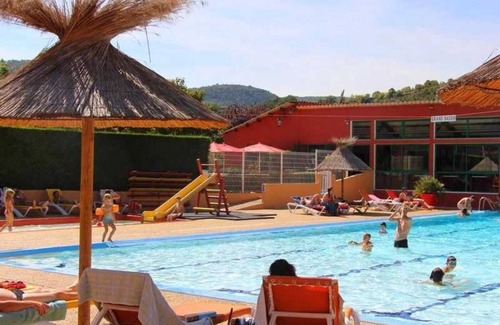 Saint-Rome-de-Tarn Ski Chalet | Chalet 4 étoiles - Piscine - ccbagb0