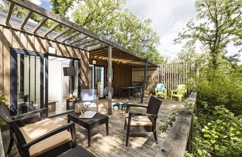 Loupiac Ski Chalet | Chalet 4 étoiles - Parc aquatique - eecbii