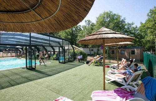 Loupiac Ski Chalet | Chalet 4 étoiles - Parc aquatique - eeccaa