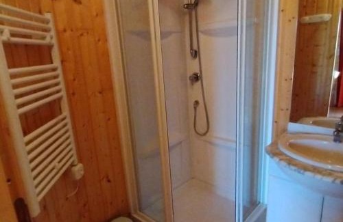 Naucelle Other | Chalet 4 pers avec Terrasse et Cuisine équipée - API-1-52-402