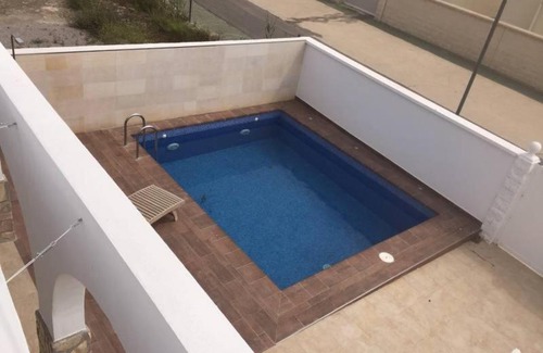 Puerto Rey House | CHALET A 100 M DE LA PLAYA. 933
