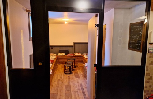 Plagne 1800 Ski Chalet | Chalet Antonin Plagne 1800 300m from the lifts