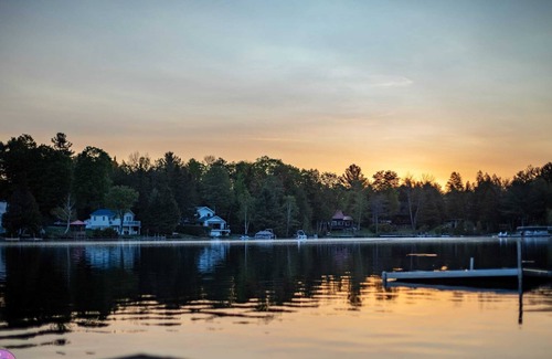 Chertsey Cabin | * Chalet Beaulac - Bord de l'eau -Petfriendly ($)