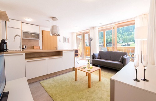 Wengen Apartment | Chalet Belmont 3: top central location