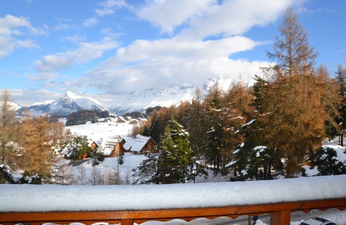 La Joue du Loup Ski Chalet | CHALET BOIS INDIVIDUEL "Céline " La Joue Du Loup (Hautes-Alpes 05) SKI MONTAGNE