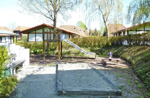 Immenstaad am Bodensee Apartment | Chalet by Lake Constance with Alps Views