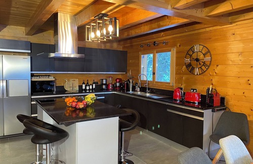 Chatel Ski Chalet | Chalet de 230 m2 récent 12 pers 6 ch 5 sdb à Châtel Multipass summer member