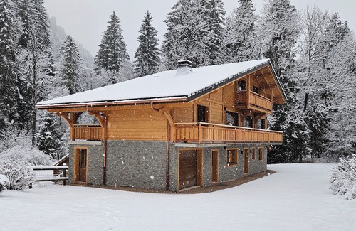 Chatel Ski Chalet | Chalet de 230 m2 récent 12 pers 6 ch 5 sdb à Châtel Multipass summer member