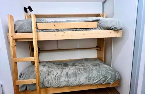 Valloire Apartment | Chalet De L'arvette - 2 pièces cabine 4 personnes exposé Nord-Ouest MAE-3694