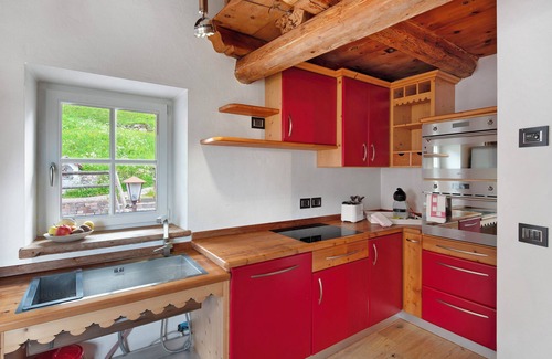 Campitello di Fassa Ski Chalet | Chalet 'Dolomites Pian' with Mountain View and Wi-Fi