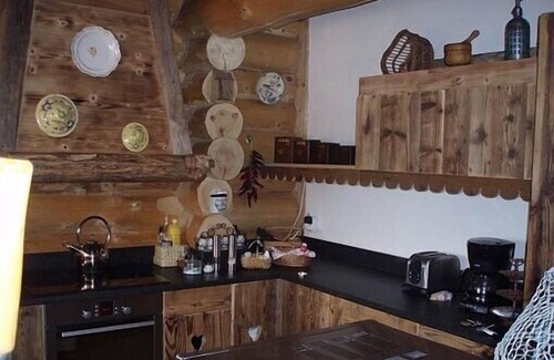 Les Angles Ski Chalet | CHALET EN LOGS ANGLES 6 TO 9 PEOPLE 4 STARS VIEW OF LAKE MATEMALE