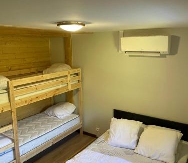 Henrichemont House | Chalet et étangs 2 chambres