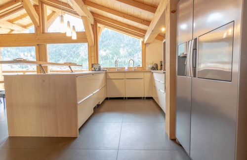 Les Contamines-Montjoie Ski Chalet | Chalet 400 m2 - 8 bedrooms, at the foot of the slopes and lifts - up to 25 people
