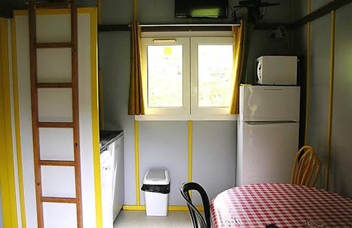 Clairvaux-d'Aveyron Ski Chalet | Chalet Fugue Issalen