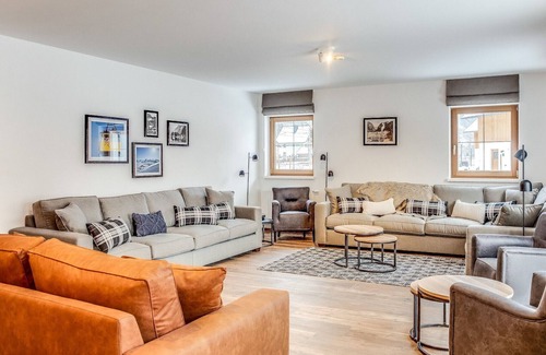 Obertraun Ski Chalet | Chalet Fuschlsee - 8 bedrooms at Dormio resort Obertraun