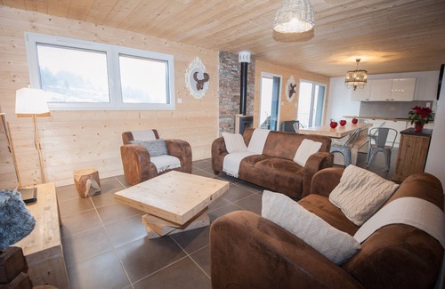 Gerardmer Ski Chalet | CHALET Gerardmer 26 pers: swimming pool jacuzzi sauna s/fitness petanque wifi