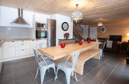 Gerardmer Ski Chalet | CHALET Gerardmer 26 pers: swimming pool jacuzzi sauna s/fitness petanque wifi