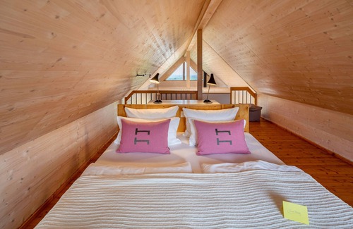 Mulverstedt Ski Chalet | Chalet 'Hainichhöfe 4' with Shared Terrace and Shared Garden