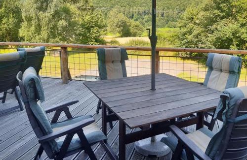 Bodenfelde Ski Chalet | Chalet Haus am Fluss by Interhome