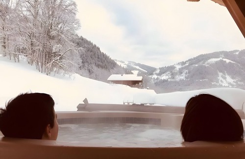 Chatel Ski Chalet | Chalet 'Heidi - Chatel' with Mountain View, Private Terrace and Wi-Fi
