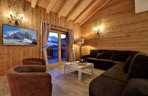 Plagne Soleil Ski Chalet | Chalet Hellebore - Plagne Soleil