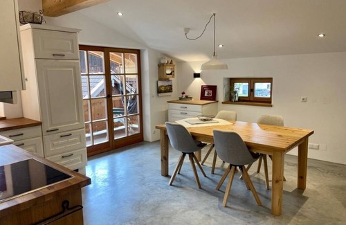 Staudach-Egerndach Apartment | Chalet Hochgern 65 m², for 2-3 persons, mountain view, WLAN, balcony