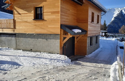 Albiez-le-Vieux Ski Chalet | Chalet in Albiez-Montrond