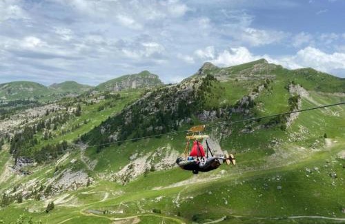 Les Gets Ski Chalet | Chalet in Les Gets near Ski Bus & Sauna