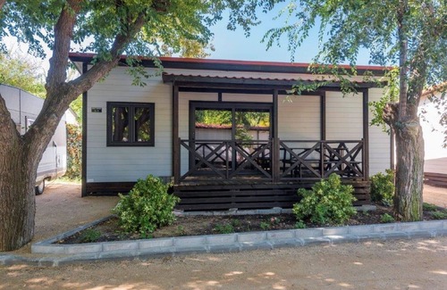 Blanes Ski Chalet | Chalet in Spain with Terrace and Garden