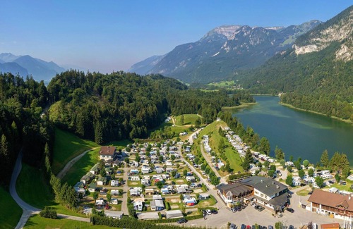 Kramsach House | Chalet in the Seeblick campsite in Kramsach