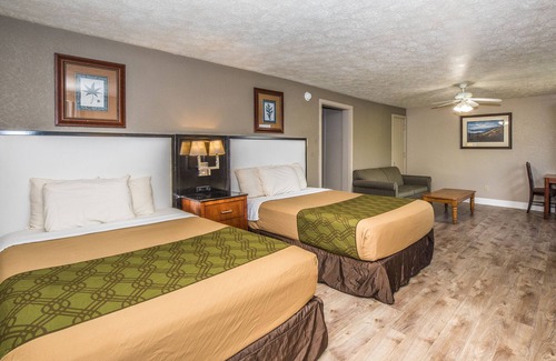Gatlinburg Hotel | Chalet Inn