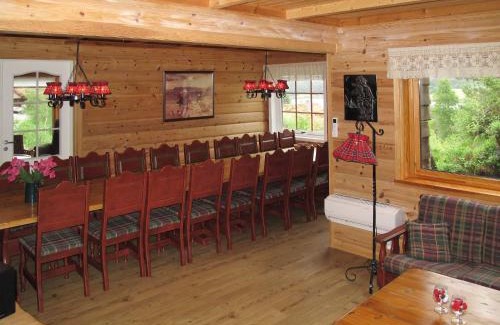 Eikelandsosen Ski Chalet | Chalet Julie by Interhome