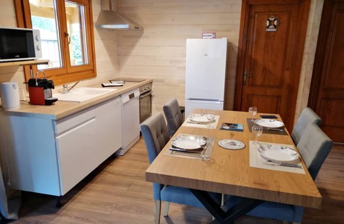 Sulniac Ski Chalet | CHALET L'AVENTURE 14km from VANNES