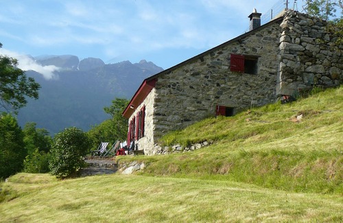 Betpouey Ski Chalet | Chalet "La Lountere" with Mountain View & Private Garden