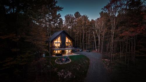 Argenteuil Regional County Municipality Ski Chalet | Chalet Le Silverson