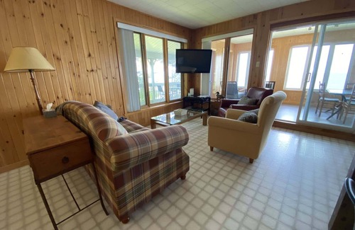 Riviere-du-Loup Regional County Municipality Ski Chalet | Chalet Le St-Laurent, Rivière-du-loup