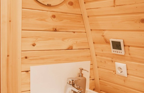 Wilhelmsthal Apartment | Chalet Leo mit Küchenzeile für 3 Personen