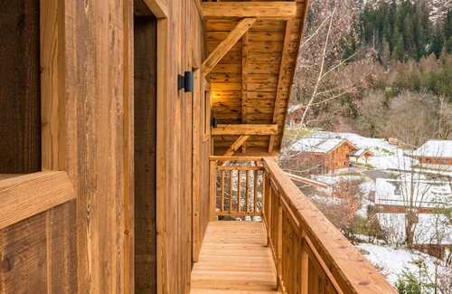 Servoz Ski Chalet | Chalet les Combes - stunning views of Mt Blanc