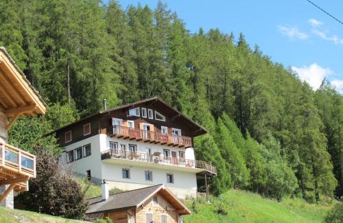 Iserables House | Chalet Les Crettaux NEND110 by fewo-plan
