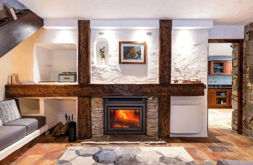 Les Praz-de-Chamonix Ski Chalet | Chalet les Praz | Sauna Cinema| Starlink connection | Close to ski lift