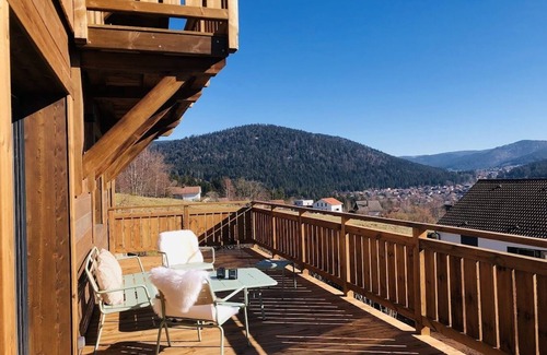 Gerardmer Ski Chalet | Chalet Lykke for families, jacuzzi, billard, kids playroom, charges included