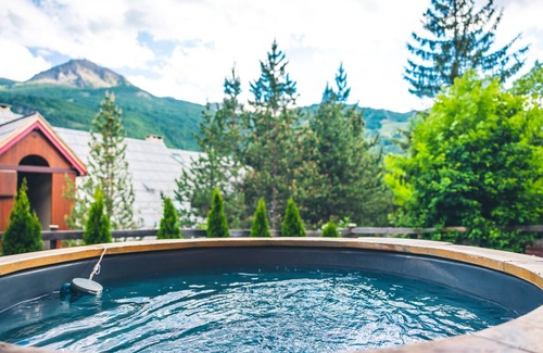 Saint-Chaffrey Ski Chalet | Chalet Mélèzor, sleeps 15, Serre Chevalier 1350